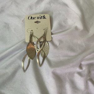 EVERYTHING MUST GO SALE: One Wink Silver, Hanging/Dangle Earrings